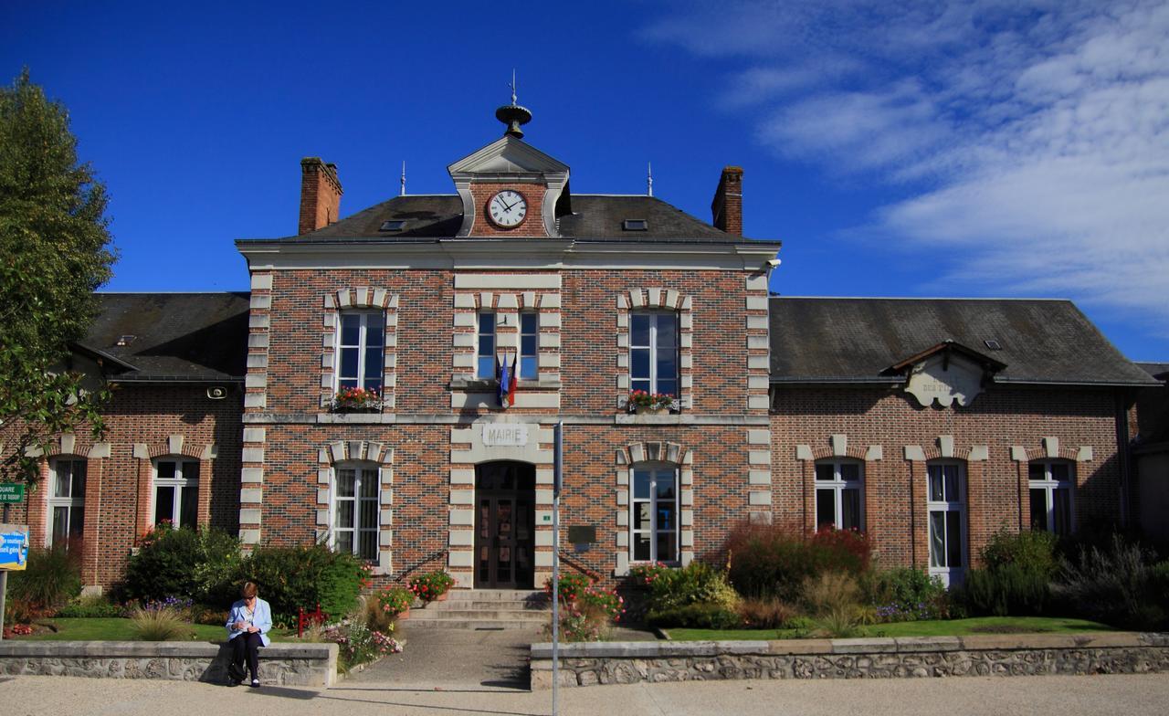 Les Chalets De Mur De Sologne Mur-de-Sologne エクステリア 写真